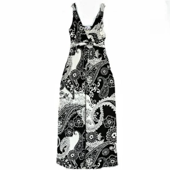 Kristen Dresses | Kristen Big Black White Paisley Empire Waist Maxi Dress Size Medium | Color: Black/White | Size: M | Grannyb326'S Closet